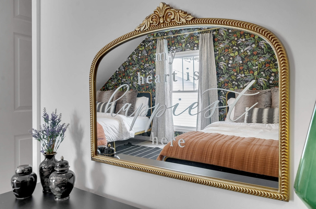 harding house 716 modular airbnb in williamsville ny