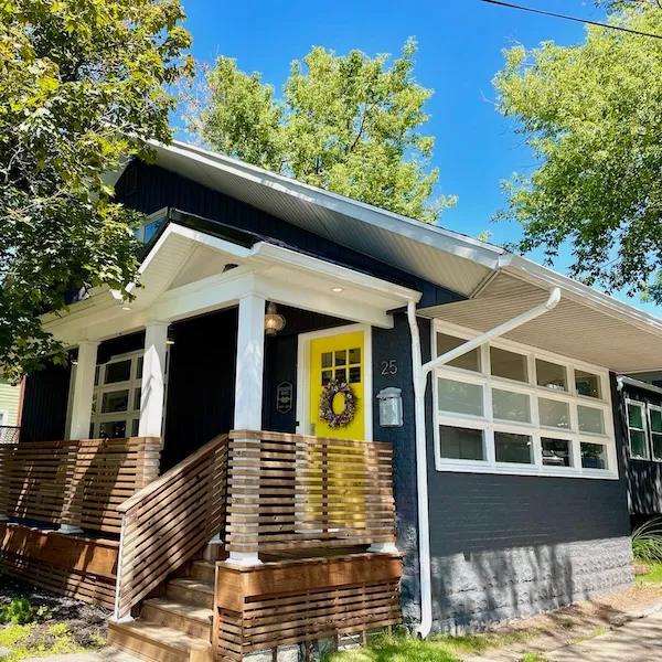 Cozy Cottage 716 front house